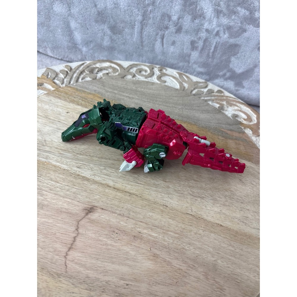 Transformers Generations Titans Return Skullcruncher Deluxe Class Action Figure